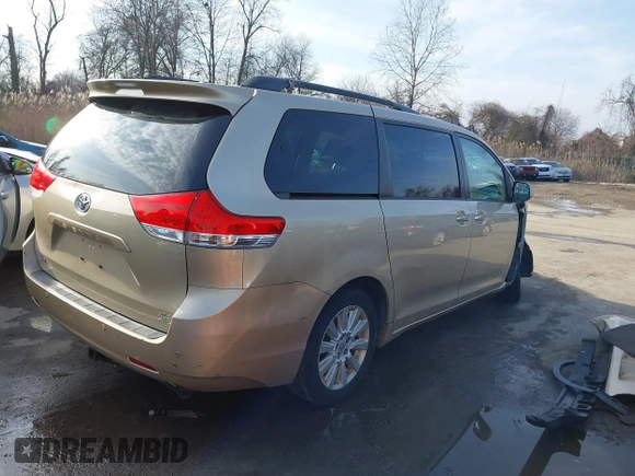 2014 Toyota Sienna Ltd with VIN 5TDDK3DC0ES091759, listed as a IAAI auction lot 41150493 with 155,165 mi miles. Bid and sale history available at carsss.com. Image 4.