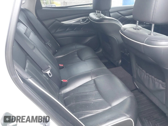 2016 Infiniti Q70 with VIN JN1BY1AR3GM270723, listed as a IAAI auction lot 40029163 with 80,411 mi miles. Bid and sale history available at carsss.com. Image 8.