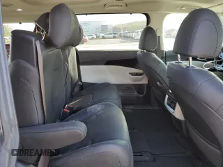 2022 Kia Carnival SX with VIN KNDNE5H30N6176019, listed as a Copart auction lot 75906744 with 15,678 mi miles and Salvage Title. Bid and sale history available at carsss.com. Image 11.