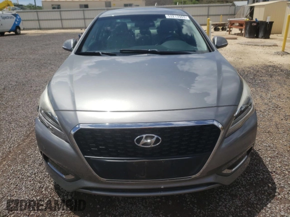 2017 Hyundai Sonata Hybrid SE with VIN KMHE24L3XHA064433, listed as a Copart auction lot 53213903 with 88,919 mi miles. Bid and sale history available at carsss.com. Image 5.