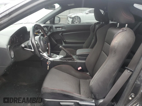 2017 Subaru BRZ Premium z VIN JF1ZCAB16H9603137, wystawiony jako Copart lot #79832194 z przebiegiem 40 952 mil mil oraz Szkoda całkowita • Salvage title. Historia ofert i sprzedaży dostępna na DreamBid. Obrazek 7.
