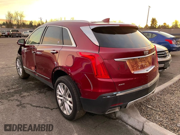 2019 Cadillac XT5 Premium Luxury AWD z VIN 1GYKNFRS2KZ251595, wystawiony jako Copart lot #45811055 z przebiegiem 23 925 mil mil oraz Szkoda całkowita • Salvage title. Historia ofert i sprzedaży dostępna na DreamBid. Obrazek 3.