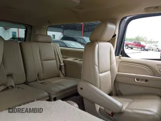 2013 Cadillac Escalade ESV Luxury with VIN 1GYS3HEF8DR135928, listed as a IAAI auction lot 41887463 with 91,774 mi miles and . Bid and sale history available at DreamBid. Image 8.