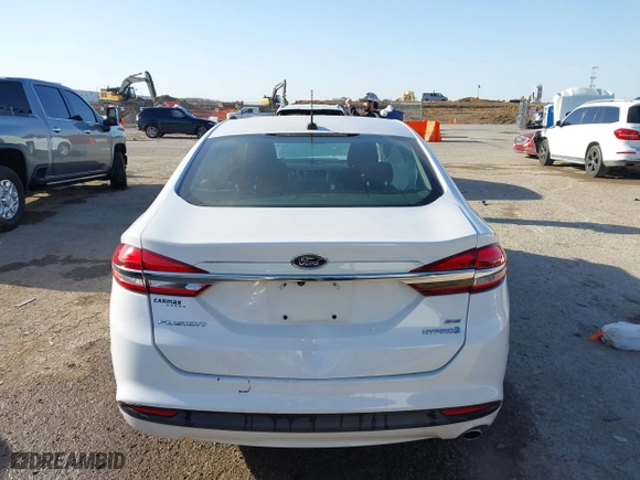 2018 Ford Fusion Hybrid SE with VIN 3FA6P0LU7JR188124, listed as a IAAI auction lot 41760184 with 74,731 mi miles. Bid and sale history available at carsss.com. Image 16.