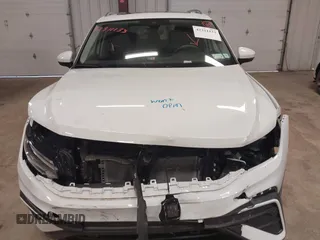 2024 Volkswagen Tiguan SE with VIN 3VVMB7AX6RM135219, listed as a IAAI auction lot 42311133 with 7,885 mi miles and . Bid and sale history available at DreamBid. Image 12.