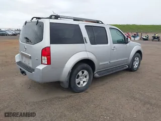 2006 Nissan Pathfinder SE with VIN 5N1AR18U46C604709, listed as a IAAI auction lot 41735976 with 123,548 mi miles. Bid and sale history available at carsss.com. Image 4.