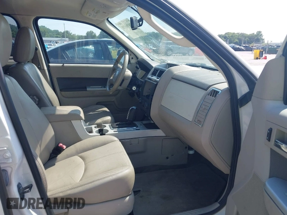 2011 Mercury Mariner Premier с VIN 4M2CN8HGXBKJ07962, выставлен на аукционе IAAI как лот 42836070 с пробегом Не указан миль и . История ставок и продаж доступна на DreamBid. Изображение 5.