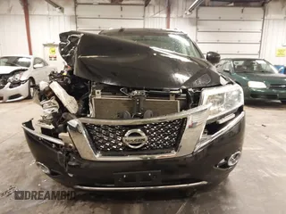 2015 Nissan Pathfinder SV z VIN 5N1AR2MM9FC632565, wystawiony jako IAAI lot #42250526 z przebiegiem 132 996 mil mil oraz . Historia ofert i sprzedaży dostępna na DreamBid. Obrazek 6.