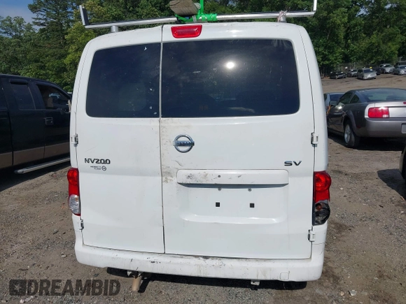 2020 Nissan NV200 SV z VIN 3N6CM0KN3LK693280, wystawiony jako IAAI lot #42269847 z przebiegiem 109 054 mil mil oraz . Historia ofert i sprzedaży dostępna na DreamBid. Obrazek 16.