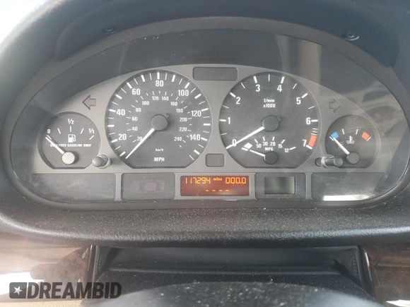 2005 BMW 3 Series 325i with VIN WBAEV33415KX10041, listed as a Copart auction lot 61673545 with 117,294 mi miles and Salvage title. Bid and sale history available at DreamBid. Image 9.