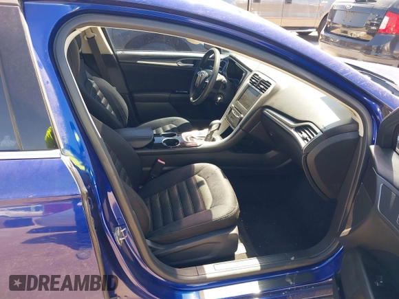 2013 Ford Fusion SE with VIN 3FA6P0HR2DR350895, listed as a IAAI auction lot 41973594 with 168,769 mi miles. Bid and sale history available at carsss.com. Image 5.