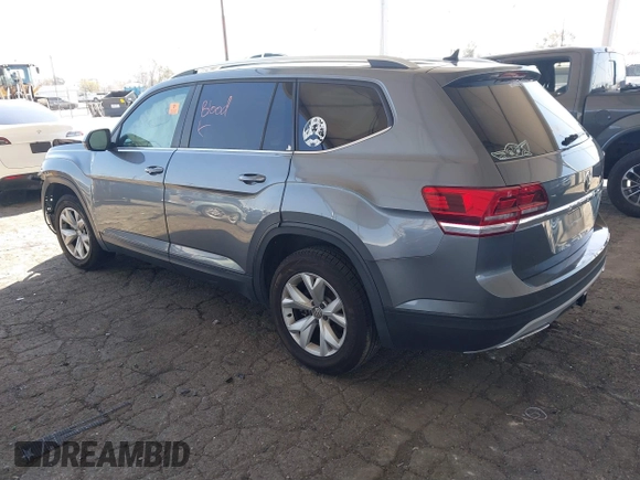 2019 Volkswagen Atlas SE with VIN 1V2DR2CA2KC547116, listed as a IAAI auction lot 41840372 with 102,625 mi miles and . Bid and sale history available at DreamBid. Image 3.