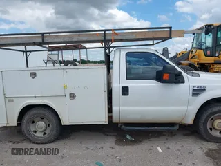 2008 Ford F-250 with VIN 1FDNF20528EB25359, listed as a IAAI auction lot 42334624 with 127,005 mi miles and . Bid and sale history available at DreamBid. Image 13.
