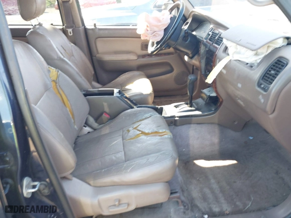 1997 Toyota 4Runner Limited with VIN JT3GN87R1V0048198, listed as a IAAI auction lot 41826521 with 253,294 mi miles. Bid and sale history available at carsss.com. Image 5.
