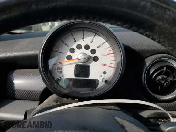 2011 MINI Hardtop S with VIN WMWSV3C55BTY13142, listed as a Copart auction lot 54543905 with Not Provided miles and Salvage Title. Bid and sale history available at DreamBid. Image 9.