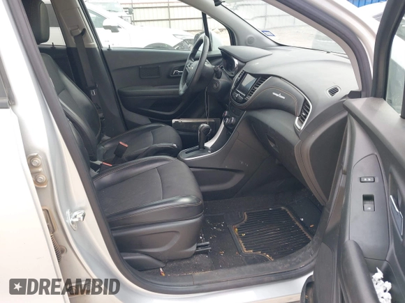 2021 Chevrolet Trax LT с VIN KL7CJPSB8MB321938, выставлен на аукционе IAAI как лот 42025160 с пробегом 101 634 миль миль и . История ставок и продаж доступна на DreamBid. Изображение 5.