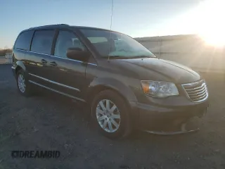 2015 Chrysler Town & Country Touring with VIN 2C4RC1BG2FR715021, listed as a Copart auction lot 49597895 with 250,451 mi miles and Salvage Title. Bid and sale history available at carsss.com. Image 4.