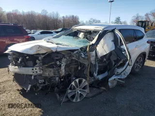 2020 Toyota Highlander Hybrid XLE z VIN 5TDGBRCH0LS508744, wystawiony jako Copart lot #50984055 z przebiegiem Nie podano mil oraz Czysty tytuł • Clean title. Historia ofert i sprzedaży dostępna na DreamBid. Obrazek 1.