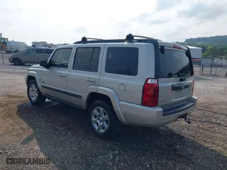 2007 Jeep Commander Sport with VIN 1J8HG48K87C696538, listed as a IAAI auction lot 39853716 with 226,491 mi miles. Bid and sale history available at carsss.com. Image 3.