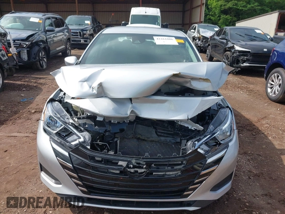 2023 Nissan Versa SV z VIN 3N1CN8EV8PL862755, wystawiony jako IAAI lot #42261886 z przebiegiem 36 249 mil mil oraz . Historia ofert i sprzedaży dostępna na DreamBid. Obrazek 6.