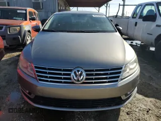 2013 Volkswagen CC Sport with VIN WVWBP7ANXDE506225, listed as a Copart auction lot 45429885 with 141,343 mi miles and Clean Title. Bid and sale history available at carsss.com. Image 5.