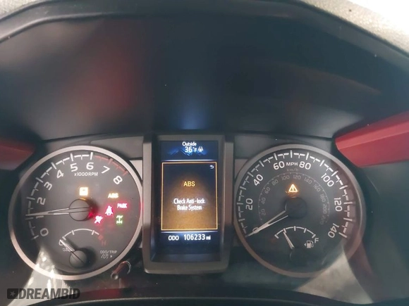 2018 Toyota Tacoma SR with VIN 5TFCZ5AN0JX132968, listed as a IAAI auction lot 41605762 with 106,233 mi miles. Bid and sale history available at carsss.com. Image 7.