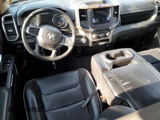 2019 Ram 1500 Laramie with VIN 1C6SRFDT3KN860915, listed as a Copart auction lot 85208584 with 118,902 mi miles and Salvage Title. Bid and sale history available at carsss.com. Image 8.