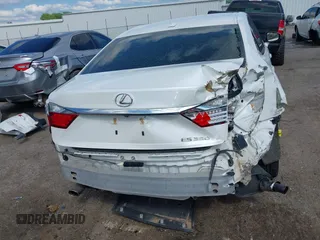 2014 Lexus ES 330 with VIN JTHBK1GG0E2137347, listed as a IAAI auction lot 42128381 with 96,612 mi miles and . Bid and sale history available at DreamBid. Image 16.