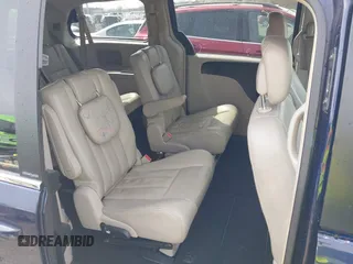2012 Chrysler Town & Country Touring with VIN 2C4RC1BG9CR245887, listed as a IAAI auction lot 41912412 with 175,943 mi miles. Bid and sale history available at carsss.com. Image 8.