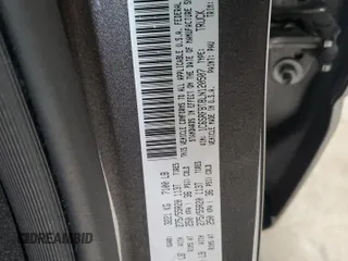 2020 Ram 1500 Big Horn z VIN 1C6SRFBT8LN120507, wystawiony jako Copart lot #57558095 z przebiegiem 57 993 mil mil oraz Szkoda całkowita • Salvage title. Historia ofert i sprzedaży dostępna na DreamBid. Obrazek 12.
