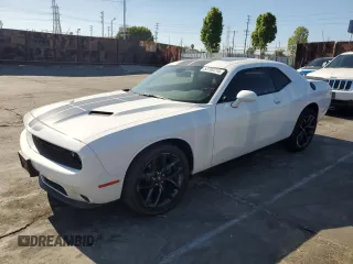 2020 Dodge Challenger SXT with VIN 2C3CDZAG7LH161595, listed as a Copart auction lot 53702215 with 33,772 mi miles and Clean Title. Bid and sale history available at DreamBid. Image 1.
