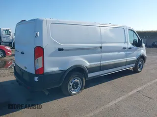 2023 Ford Transit Cargo с VIN 1FTBR1Y81PKB73281, выставлен на аукционе IAAI как лот 42132013 с пробегом 3 844 миль миль и . История ставок и продаж доступна на DreamBid. Изображение 4.