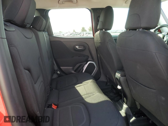 2018 Jeep Renegade Latitude z VIN ZACCJABHXJPH64372, wystawiony jako Copart lot #73041644 z przebiegiem 48 366 mil mil oraz Szkoda całkowita • Salvage title. Historia ofert i sprzedaży dostępna na DreamBid. Obrazek 10.