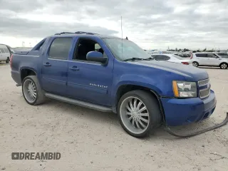 2013 Chevrolet Avalanche LS with VIN 3GNMCEE08DG261223, listed as a Copart auction lot 52875655 with Not provided miles and Salvage title. Bid and sale history available at DreamBid. Image 4.