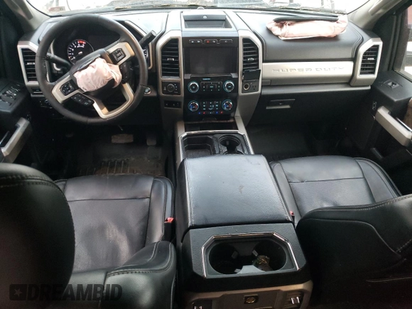 2019 Ford F-350 XL with VIN 1FT8W3BT6KEG01302, listed as a Copart auction lot 84645714 with 125,088 mi miles and Salvage title. Bid and sale history available at DreamBid. Image 8.