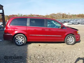 2015 Chrysler Town & Country Touring with VIN 2C4RC1BG8FR587965, listed as a IAAI auction lot 40741458 with 138,384 mi miles and . Bid and sale history available at carsss.com. Image 13.
