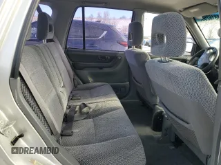 1998 Honda CR-V LX with VIN JHLRD2842WC011221, listed as a Copart auction lot 88162565 with 201,069 mi miles and Salvage Title. Bid and sale history available at carsss.com. Image 11.