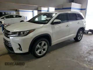 2018 Toyota Highlander Limited with VIN 5TDYZRFH2JS241812, listed as a Copart auction lot 58573015 with 64,899 mi miles and Salvage title. Bid and sale history available at DreamBid. Image 1.