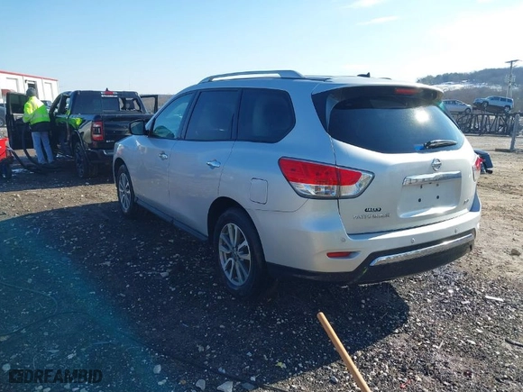 2016 Nissan Pathfinder S with VIN 5N1AR2MN5GC609858, listed as a IAAI auction lot 41293826 with 159,250 mi miles. Bid and sale history available at carsss.com. Image 3.
