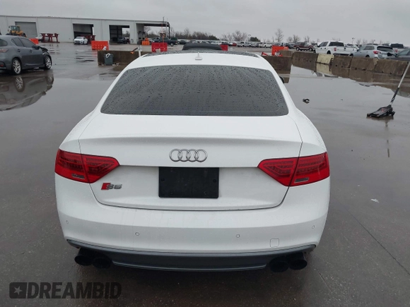 2015 Audi S5 Premium Plus with VIN WAUCGAFR0FA060672, listed as a IAAI auction lot 41183272 with 123,231 mi miles. Bid and sale history available at carsss.com. Image 16.