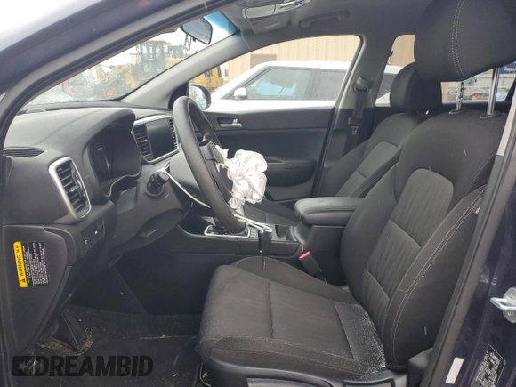 2022 Kia Sportage LX with VIN KNDPMCAC6N7973427, listed as a Copart auction lot 44967555 with 30,143 mi miles and Salvage Title. Bid and sale history available at carsss.com. Image 7.
