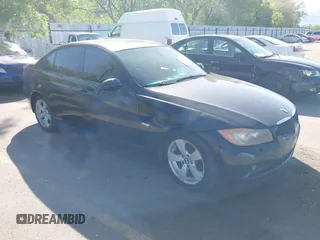 2007 BMW 3 Series 328xi z VIN WBAVC93597K030425, wystawiony jako IAAI lot #42226253 z przebiegiem Nie podano mil oraz . Historia ofert i sprzedaży dostępna na DreamBid. Obrazek 1.