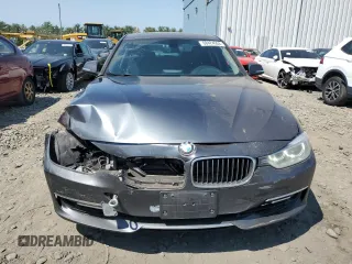 2014 BMW 3 Series 328i xDrive with VIN WBA3B3C54EJ980962, listed as a Copart auction lot 68424504 with 286,838 mi miles and Clean Title. Bid and sale history available at carsss.com. Image 5.