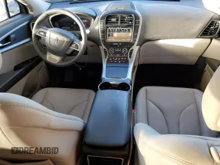 2019 Lincoln Nautilus Standard with VIN 2LMPJ6J98KBL10930, listed as a Copart auction lot 80288914 with 24,545 mi miles and Non repairable. Bid and sale history available at DreamBid. Image 8.