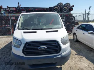 2017 Ford Transit z VIN 1FTYE1ZM6HKA83224, wystawiony jako IAAI lot #42045091 z przebiegiem 94 943 mil mil oraz . Historia ofert i sprzedaży dostępna na DreamBid. Obrazek 12.