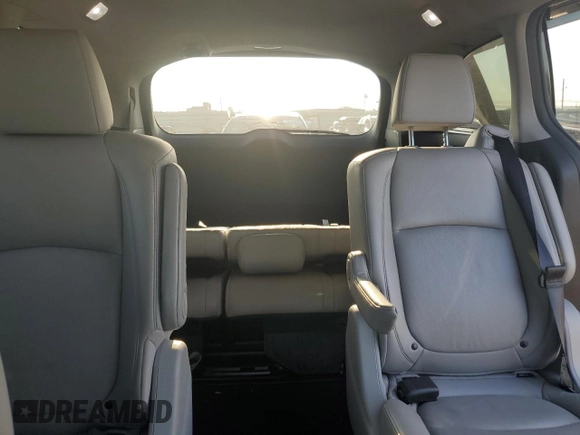 2018 Honda Odyssey Touring с VIN 5FNRL6H83JB009998, выставлен на аукционе Copart как лот 60616695 с пробегом 101 880 миль миль и Списание • Salvage title. История ставок и продаж доступна на DreamBid. Изображение 10.