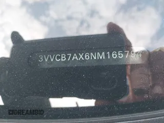 2022 Volkswagen Tiguan SE R-Line Black z VIN 3VVCB7AX6NM165794, wystawiony jako IAAI lot #42057380 z przebiegiem 25 700 mil mil oraz . Historia ofert i sprzedaży dostępna na DreamBid. Obrazek 9.