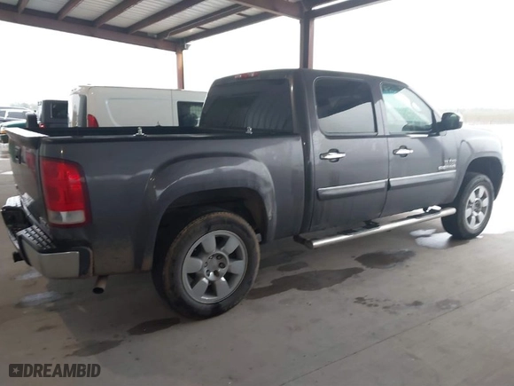 2011 GMC Sierra 1500 SLE with VIN 3GTP1VE08BG190663, listed as a IAAI auction lot 41877485 with 255,995 mi miles. Bid and sale history available at carsss.com. Image 4.