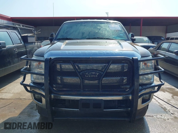 2015 Ford F-250 Lariat z VIN 1FT7W2BT8FED53078, wystawiony jako IAAI lot #41957641 z przebiegiem 305 396 mil mil oraz . Historia ofert i sprzedaży dostępna na DreamBid. Obrazek 12.
