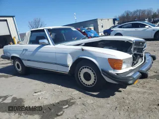1982 Mercedes-Benz 380 SL with VIN WDBBA45A0CB010663, listed as a Copart auction lot 50511365 with 60,444 mi miles and Salvage Title. Bid and sale history available at DreamBid. Image 4.